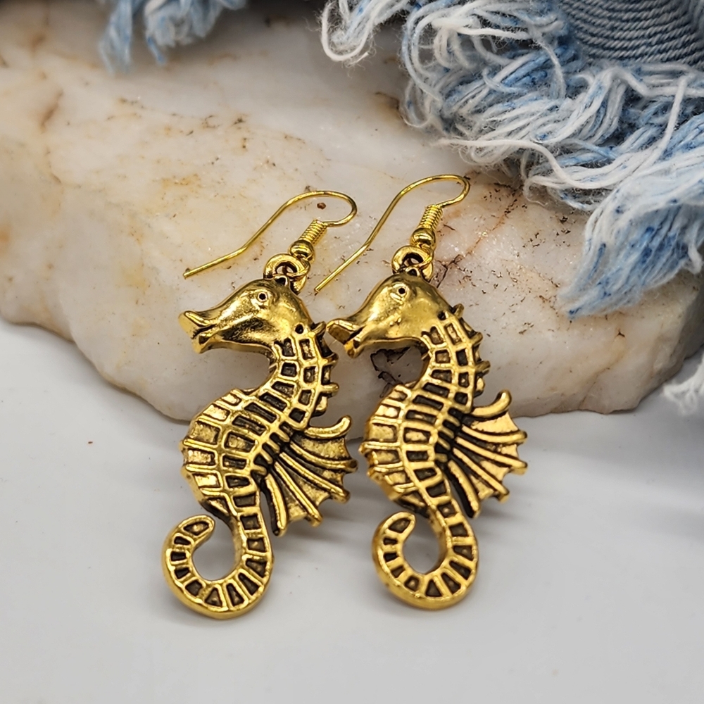 ❤️ Unique Jewelry Ocean Tropical Sea Horse Gold Hypoallergenic Earrings